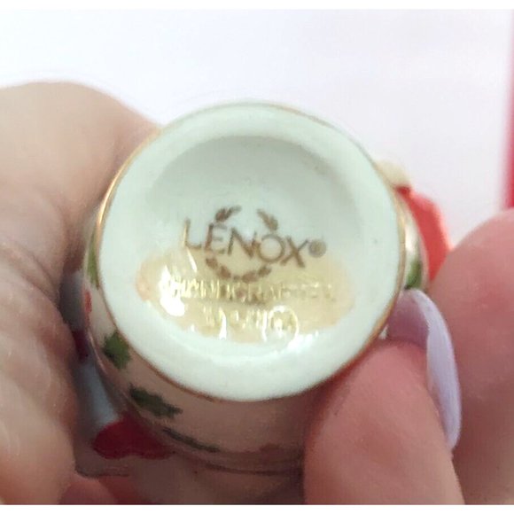 BOXED LENOX HOLIDAY PATTERN CHRISTMAS TREE ORNAMENT #6386007 BEAR HOLLY BERRY - Picture 6 of 9